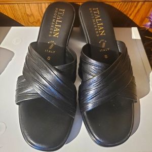 NWOT Italian Shoemaker Mini Wedge Shoes